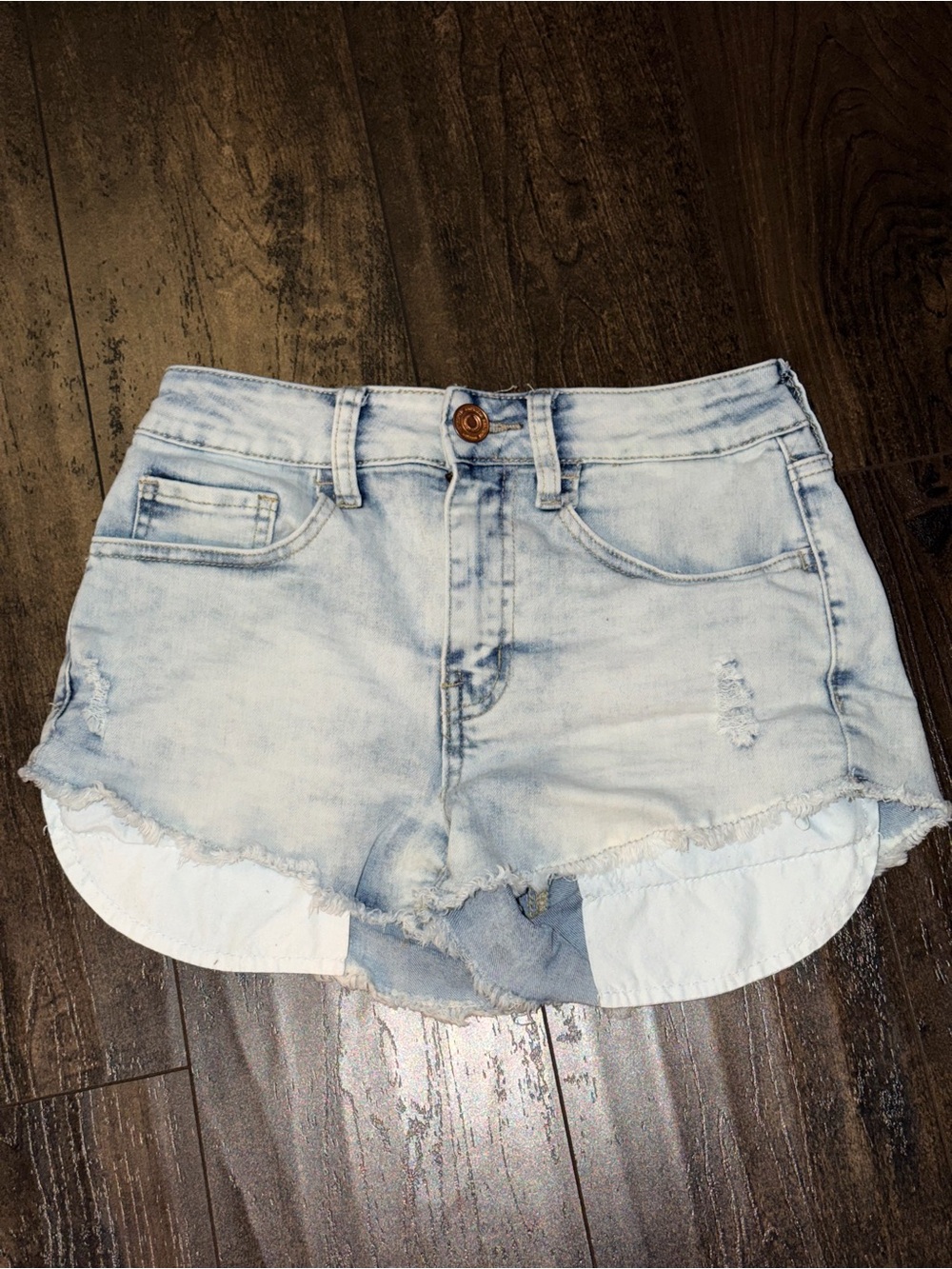 SO High Rise Shortie - Faded Light Wash